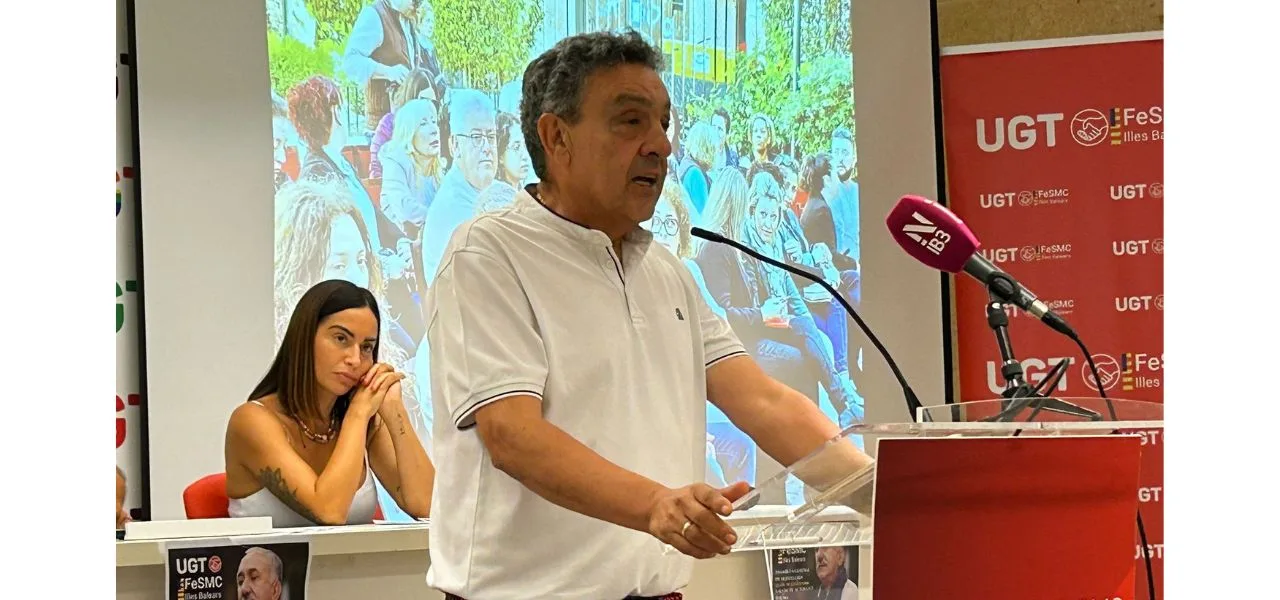 Pepe Álvarez y Antonio Oviedo participan en la asamblea general de hostelería en Palma