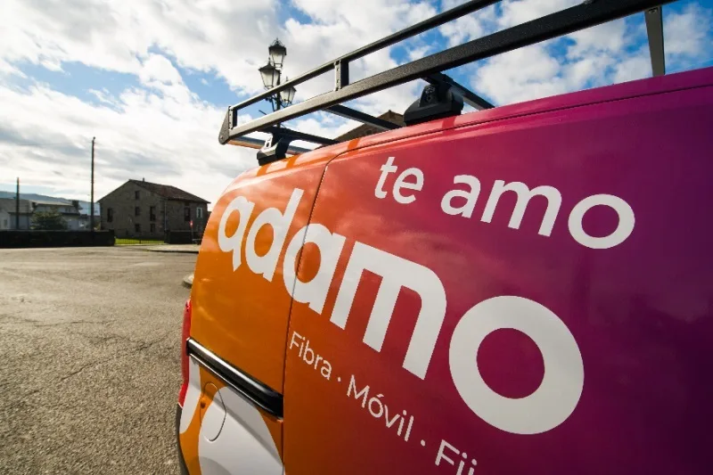 Adamo comunica el inicio de un procedimiento de despido colectivo por reestructuración