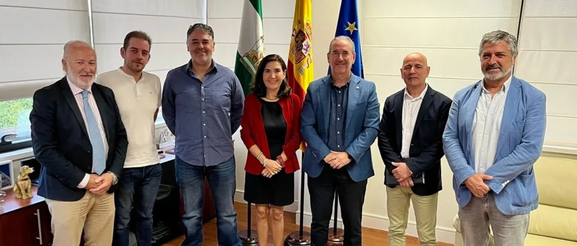 FESMC-UGT Andalucía consigue la implicación de la consejería de Empleo en la negociación del convenio de comercio de Sevilla