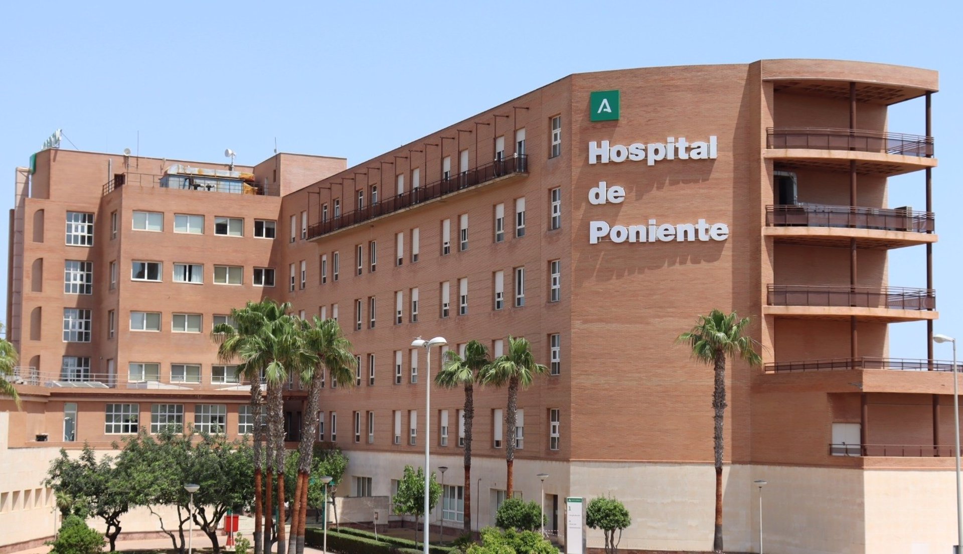 UGT condena la agresión sufrida por un vigilante de seguridad en el Hospital Universitario Poniente